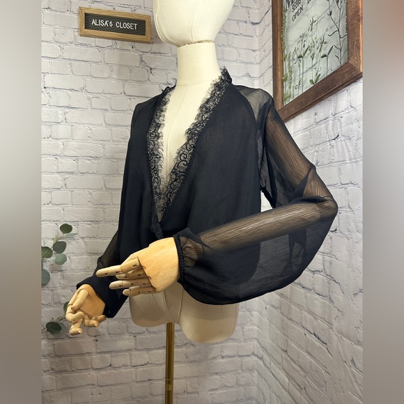 Express sheer wrap front lace blouse - Picture 3 of 6